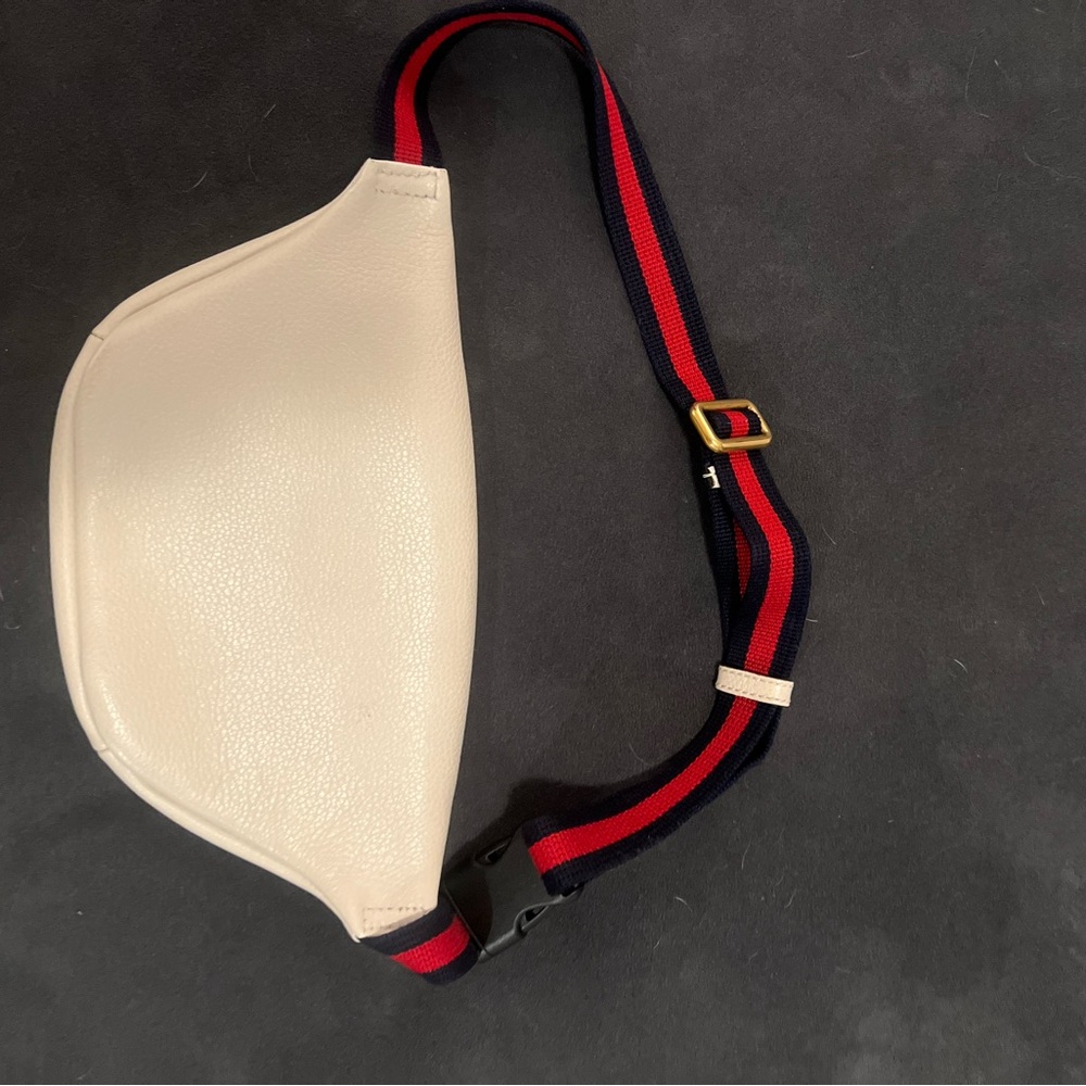 Gucci Cream Leather Belt Bag with Red and Green Web Stripe - Picture 6 of 6